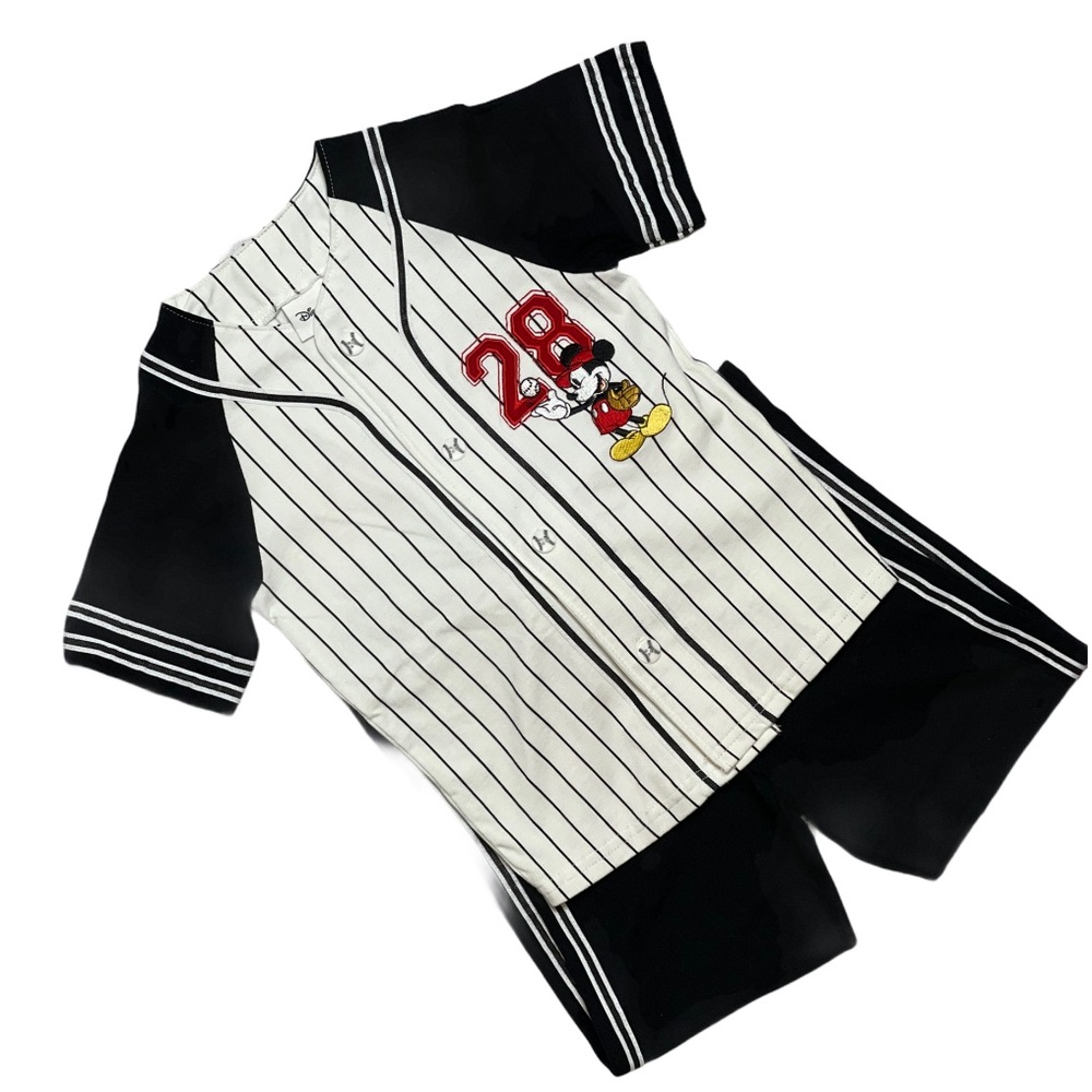 Disney 2 Piece Mickey Baseball Themed Outfit Sz 4